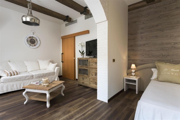 BEST WESTERN MAISON B HOTEL